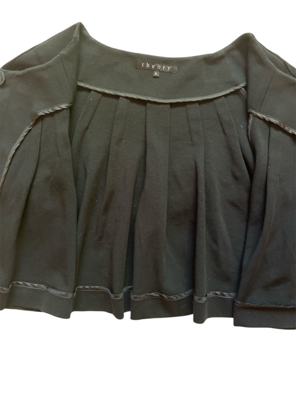 Theory Capelet - Picture 6 of 8